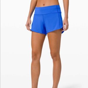 NWT Speed Up Short 4” in Wild Bluebell size 4